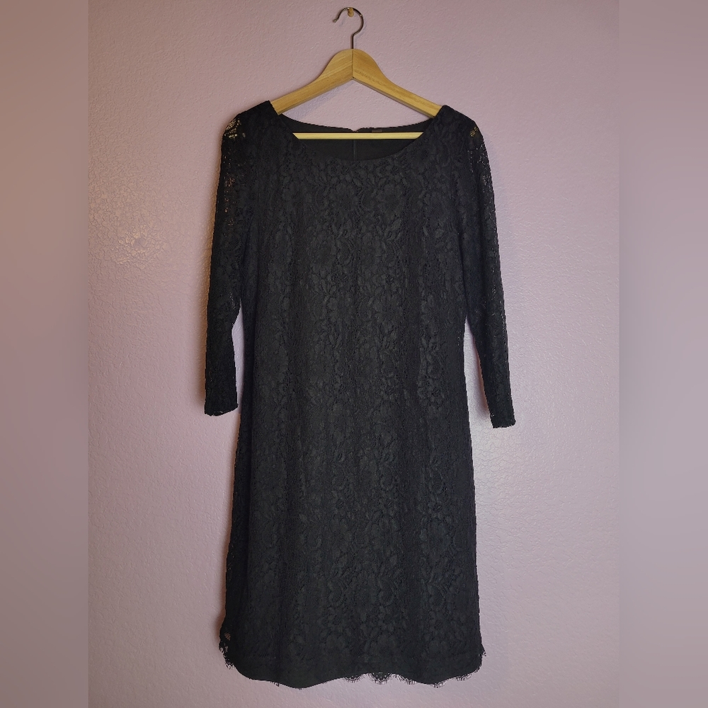 ⭐️ EUC Dana Buchman Black Lace 3/4 Sleeve Shift Dress Size 10